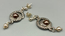 Load image into Gallery viewer, Vintage Silver Swirl Cocoa Pearl drop Earrings