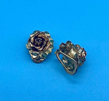 Load image into Gallery viewer, Vintage Gold tone Rose clip on earrings