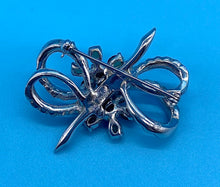 Load image into Gallery viewer, Vintage Emerald Green Rhinestone Bow and Flower Brooch