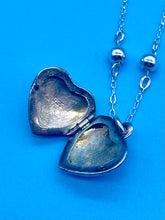 Load image into Gallery viewer, Vintage Sterling Silver Heart Locket and Bead Necklace