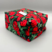 Load image into Gallery viewer, Red tulip print vanity bag