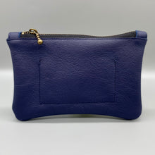 Load image into Gallery viewer, Blue leather glasses pouch