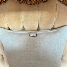 Load image into Gallery viewer, Linen tranquility bird cushion