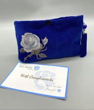 Load image into Gallery viewer, Dark blue velvet pouch
