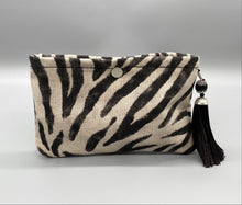 Load image into Gallery viewer, Black and White zebra pouch
