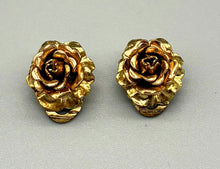 Load image into Gallery viewer, Vintage Gold tone Rose clip on earrings
