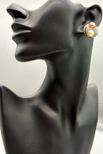 Load image into Gallery viewer, Vintage Trifari clip on Pearl and rhinestone earrings
