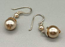 Load image into Gallery viewer, Vintage Pearl Drop Earrings
