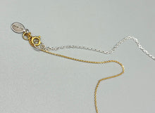 Load image into Gallery viewer, La Fléche Charm Necklace
