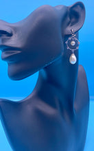 Load image into Gallery viewer, Vintage Drop Pearl and Diamante Stud earrings
