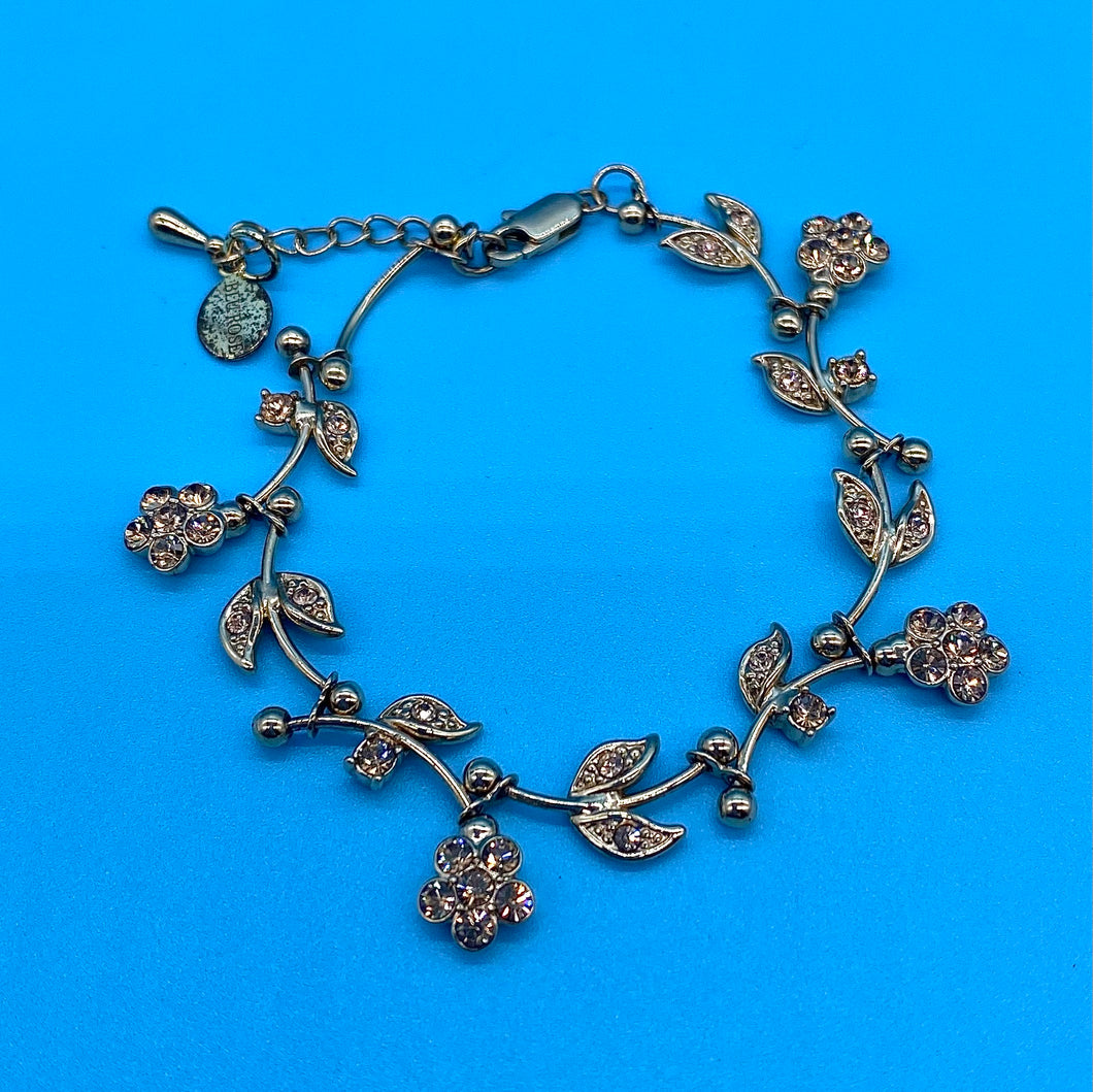 Vintage Daisy Flower Gold Tone Bracelet