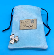 Load image into Gallery viewer, Vintage Mother of Pearl Three Leaf Clover
