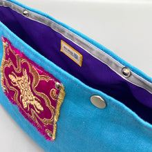 Load image into Gallery viewer, Turquoise linen pouch
