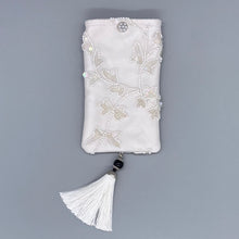 Load image into Gallery viewer, Vintage white silk and hand beaded small pouch with tassel
