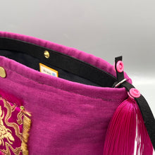 Load image into Gallery viewer, Magenta pink Linen pouch
