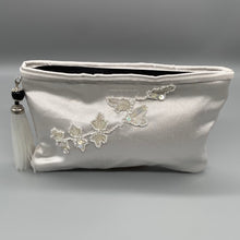 Load image into Gallery viewer, Vintage white silk and hand beaded clutch purse bag
