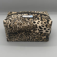 Load image into Gallery viewer, Leopard print vanity bag
