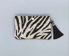 Load image into Gallery viewer, Black and White zebra pouch
