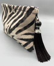 Load image into Gallery viewer, Black and White zebra pouch
