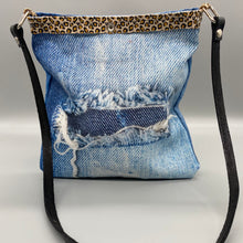 Load image into Gallery viewer, Hand painted digital denim lip drip bag
